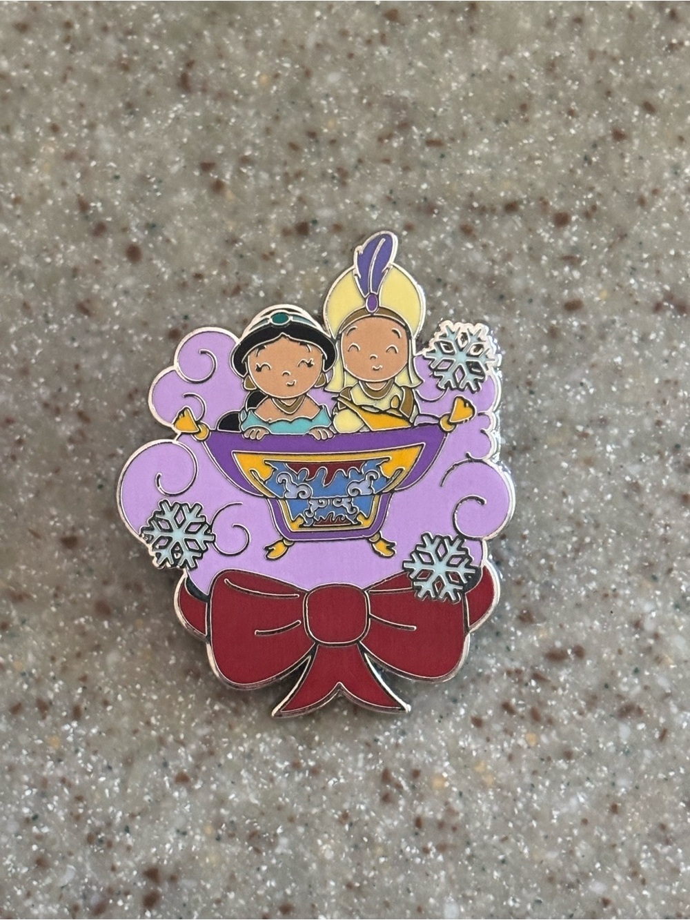 Disneyland Its A Small World Holiday LE Jasmine & Aladdin Mystery Christmas Pin
